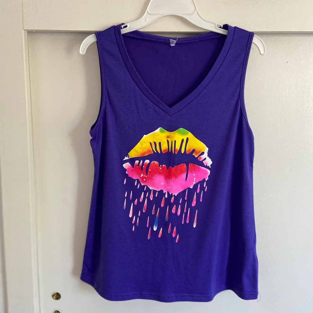 Women’s purple tank top - small